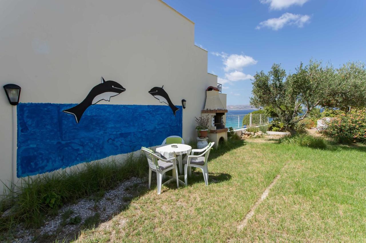 אלמירידה Manos Apartments מראה חיצוני תמונה