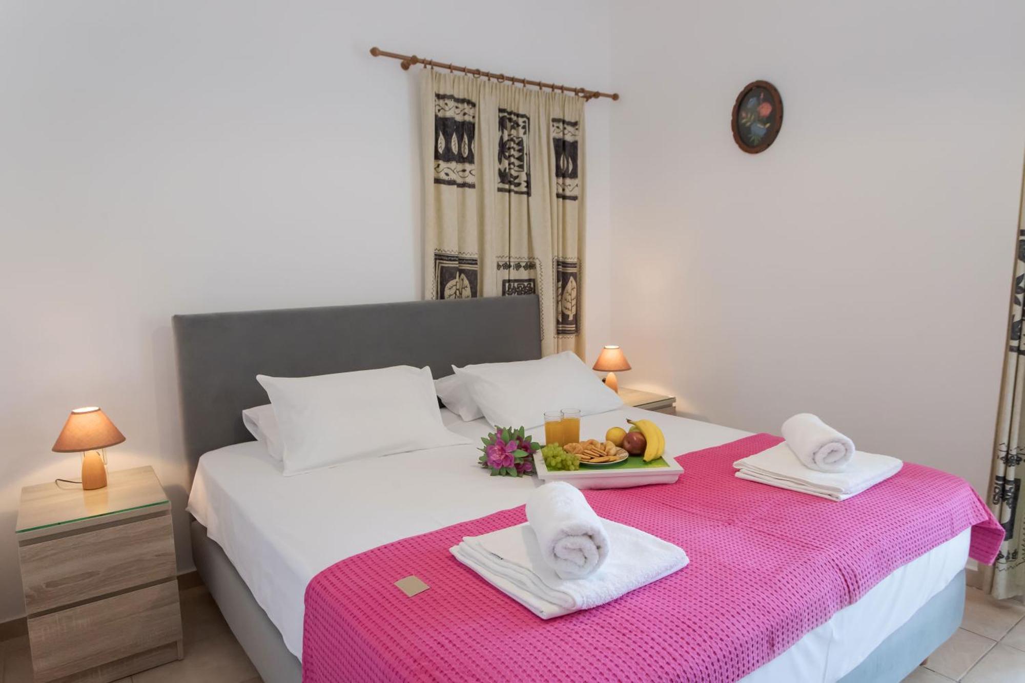 אלמירידה Manos Apartments חדר תמונה