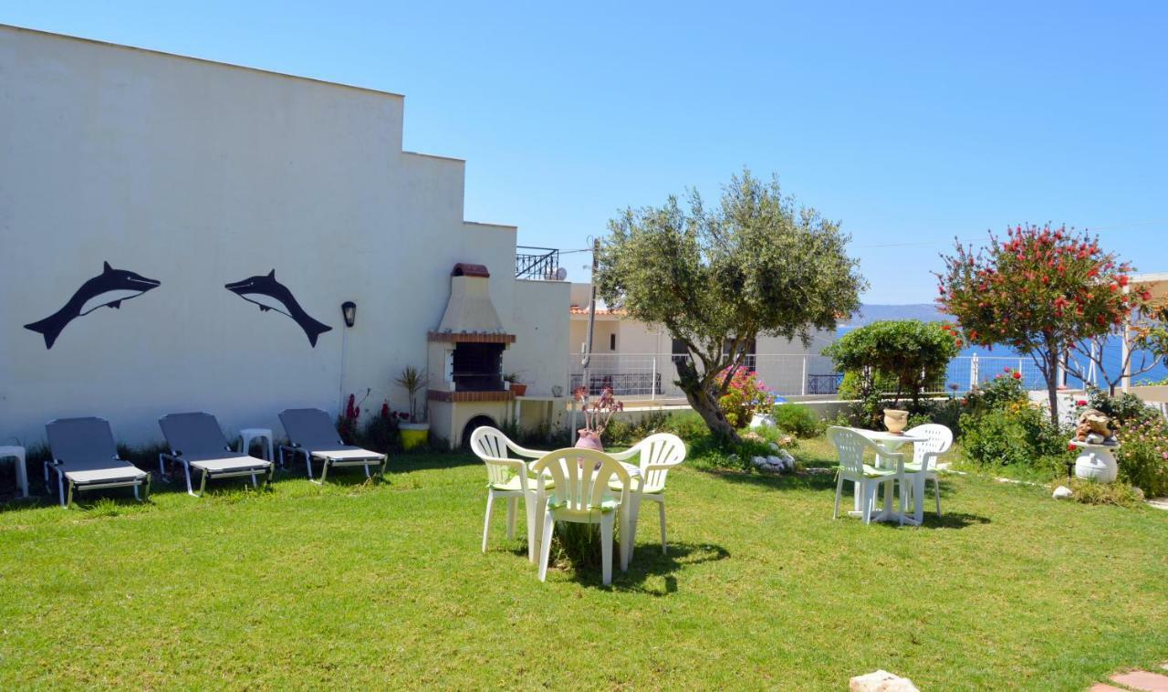 אלמירידה Manos Apartments מראה חיצוני תמונה