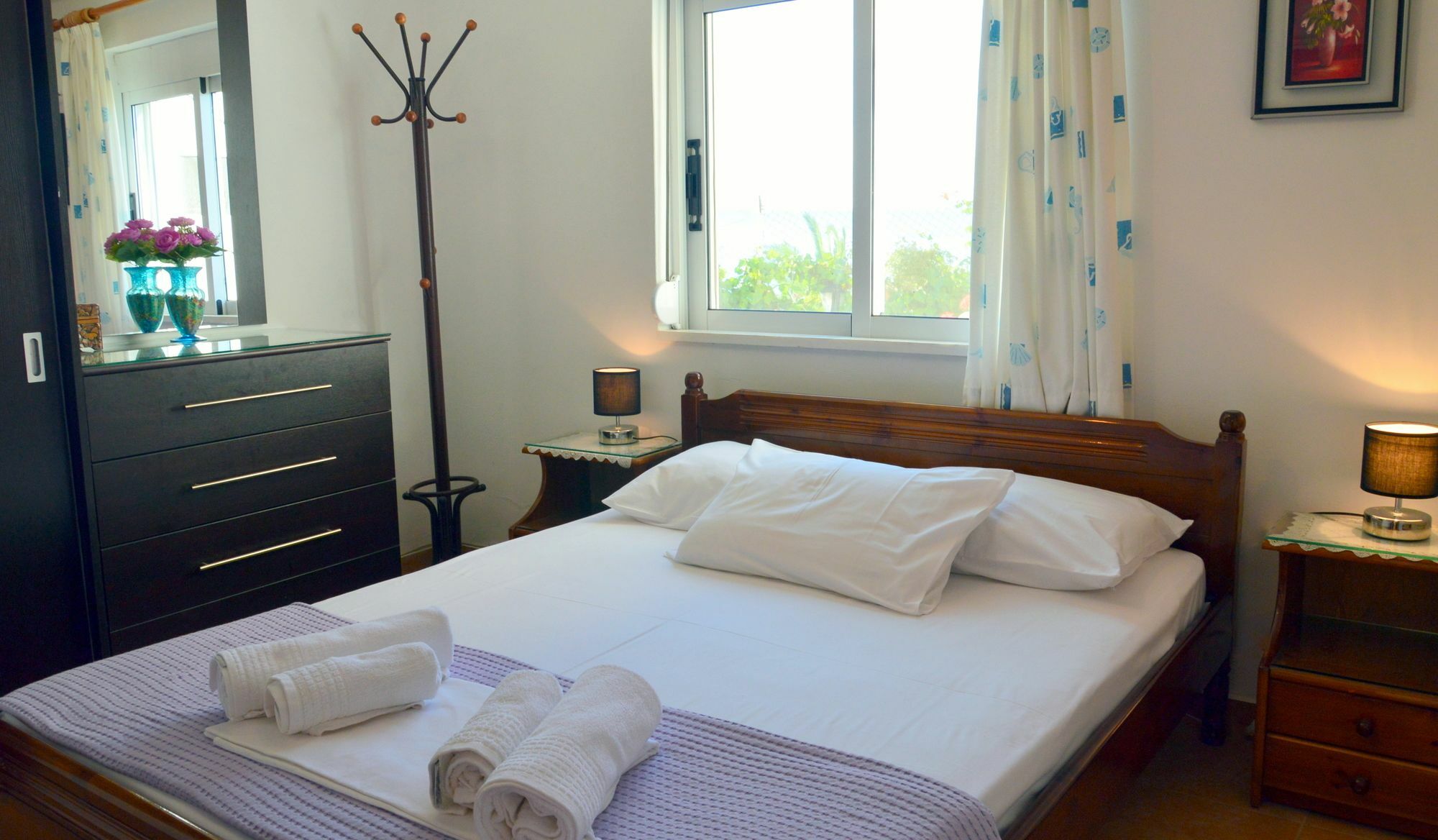 אלמירידה Manos Apartments מראה חיצוני תמונה